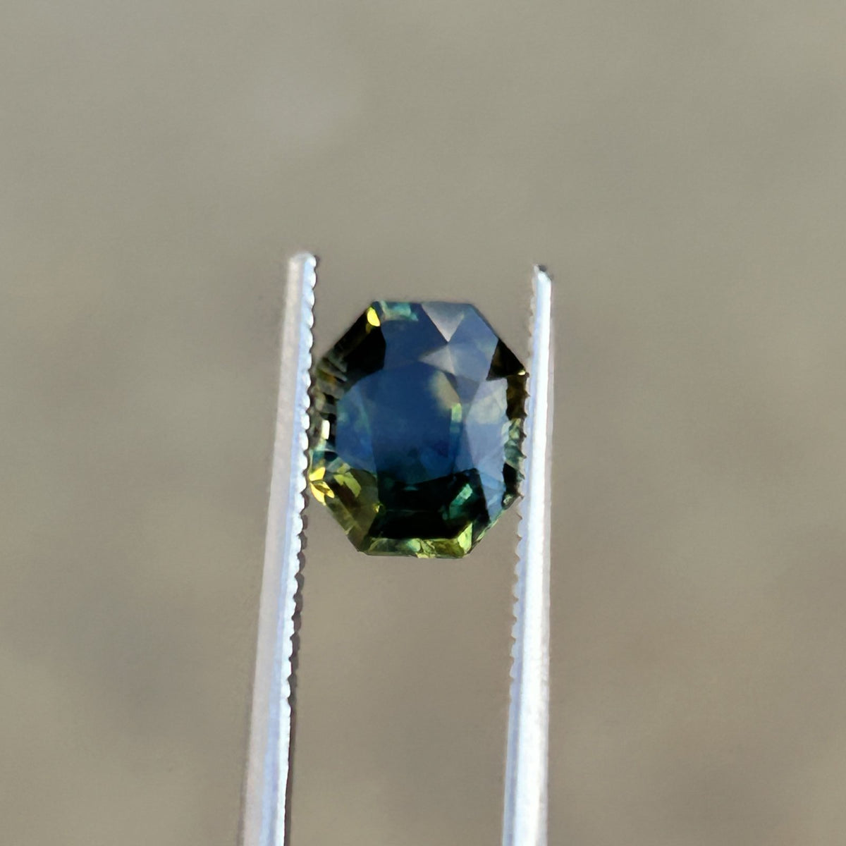 Radiant Cut Bicolor Sapphire: 1.64 CT