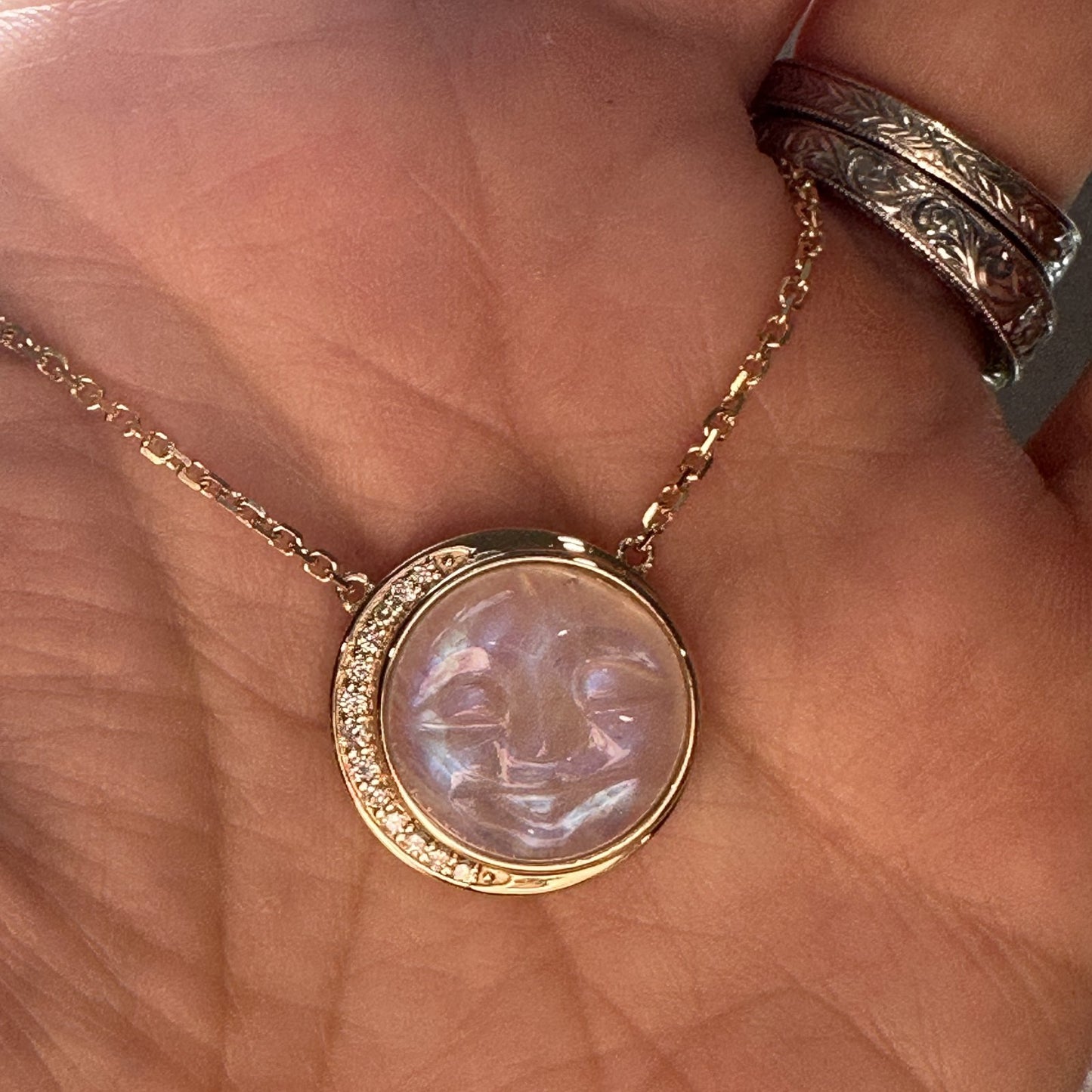 Luna Necklace