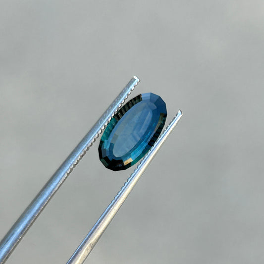 Moval Teal Sapphire: 1.31 CT