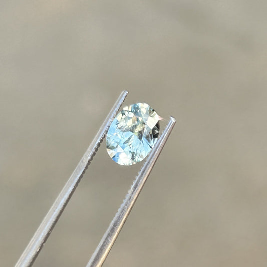 Oval Montana Sapphire: 1.06 CT