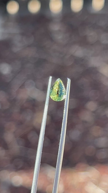 Pear Shape Bicolor Sapphire: 0.97 CT