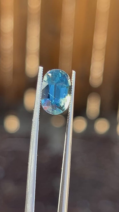 Oval Teal Sapphire: 4.19 CT