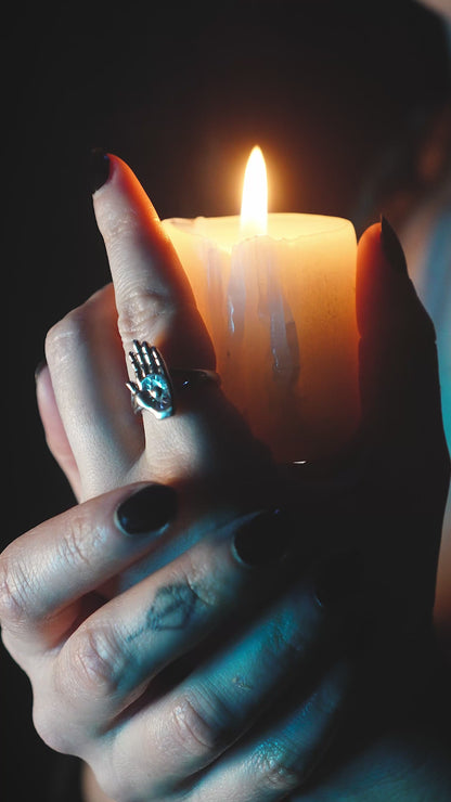 Roniit x Lilit Hamsa Ring