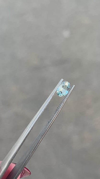 Oval Montana Sapphire: 1.06 CT