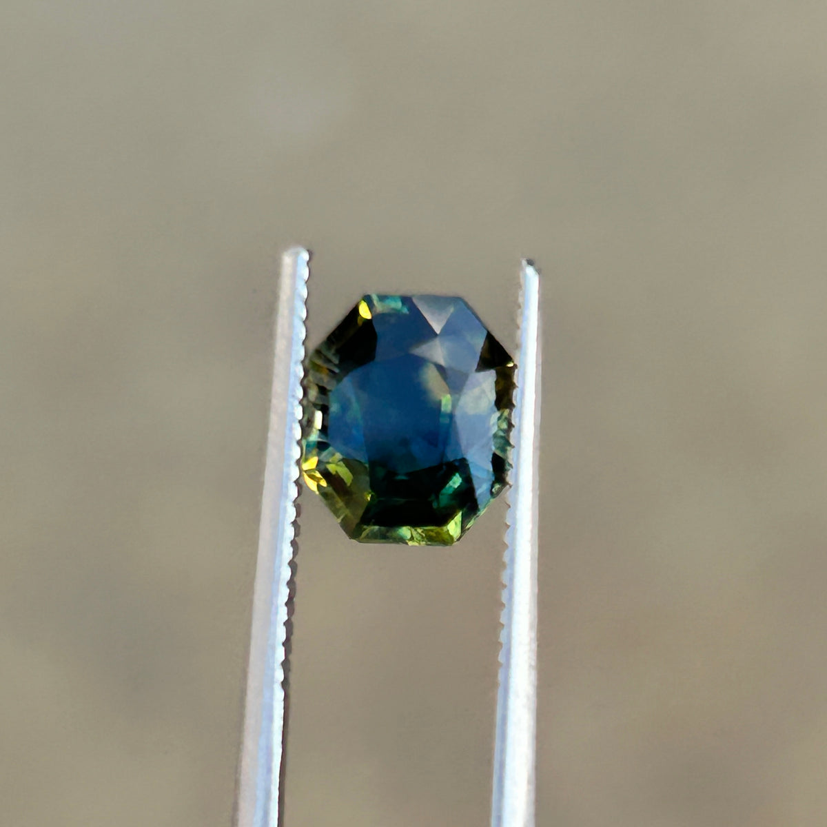 Radiant Cut Bicolor Sapphire: 1.64 CT